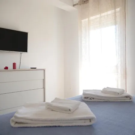 Apartment Cozy With Sea View Over Meia