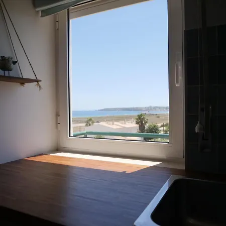 Cozy With Sea View Over Meia Apartment Lagos