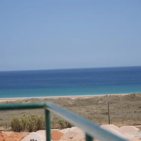 Cozy With Sea View Over Meia *