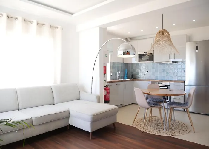 Cozy With Sea View Over Meia Appartement *